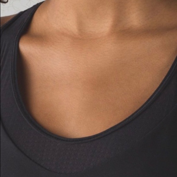 Lululemon deep breath tank black size 6 - Picture 4 of 7